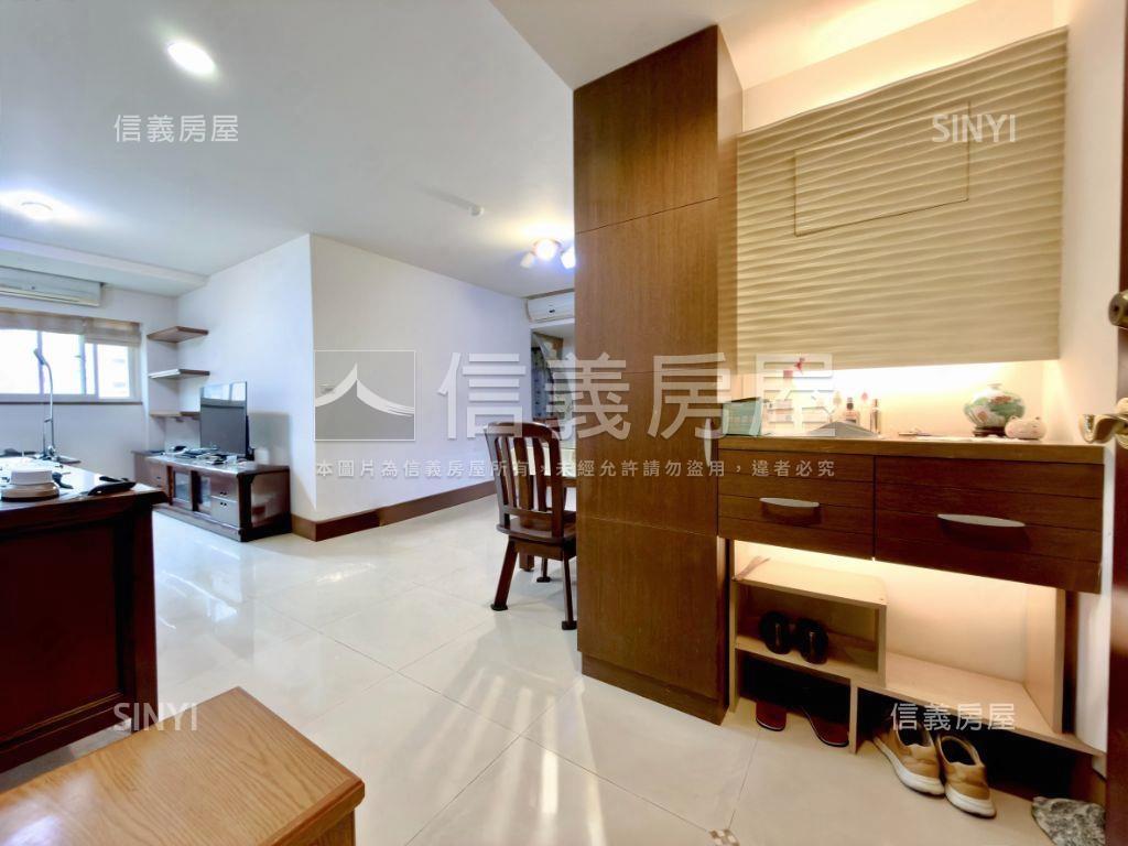 專任✤金華龍門電梯三房房屋室內格局與周邊環境