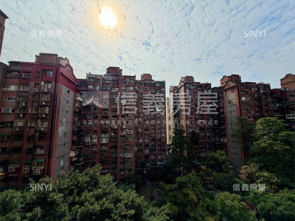 專任✤金華龍門電梯三房房屋室內格局與周邊環境