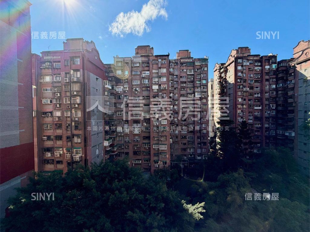 大安森林公園高樓三房房屋室內格局與周邊環境