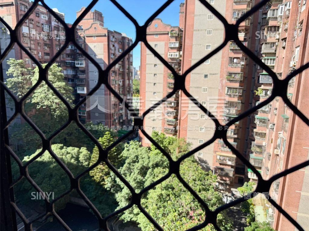 大安森林公園高樓三房房屋室內格局與周邊環境