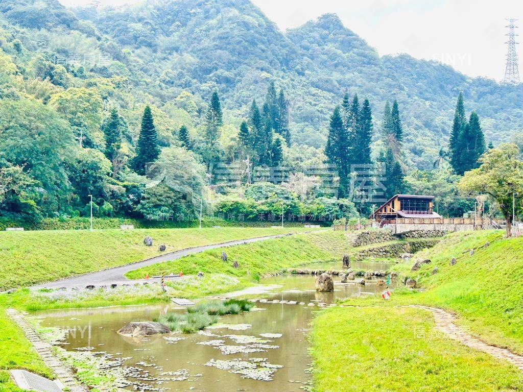 內湖捷運•翡翠森境房屋室內格局與周邊環境