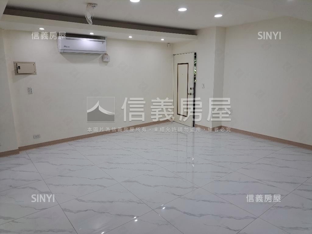 近運動中心裝潢４樓房屋室內格局與周邊環境