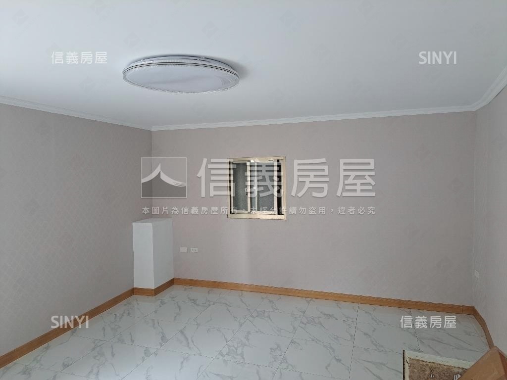 近運動中心裝潢４樓房屋室內格局與周邊環境