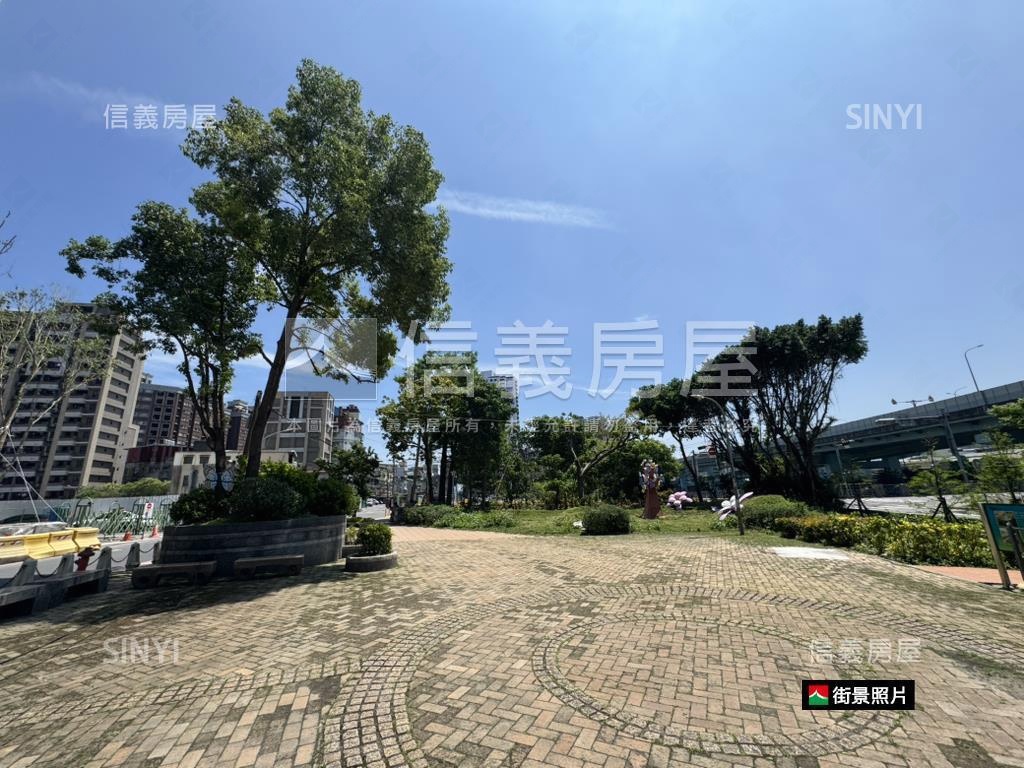 新美齊画世代次高２房房屋室內格局與周邊環境
