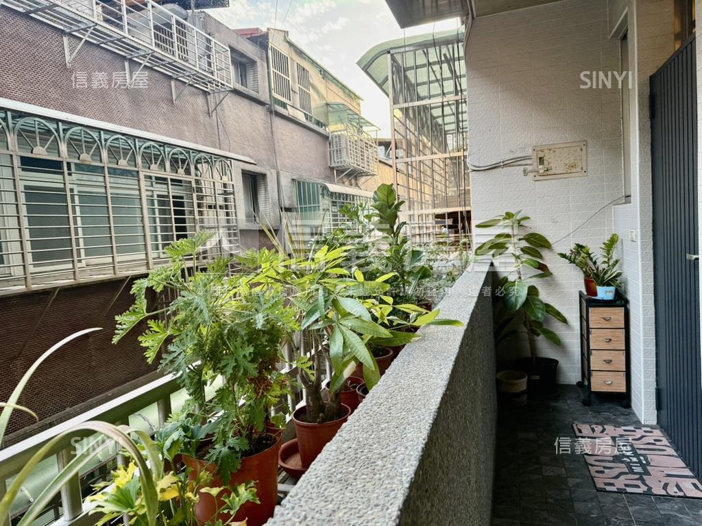 自強好質感美宅房屋室內格局與周邊環境