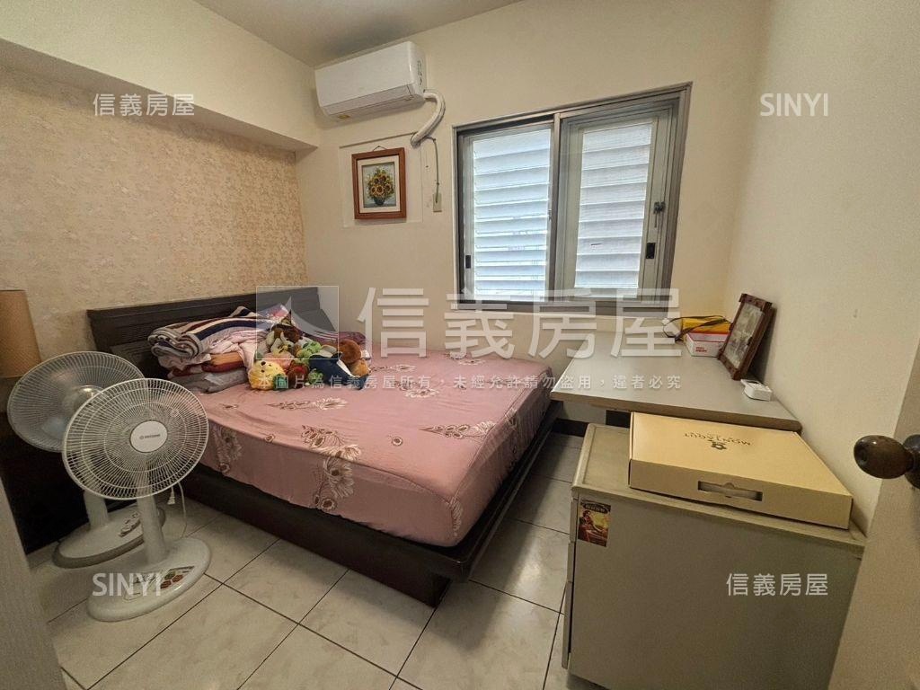 （專任）近特力屋美三房房屋室內格局與周邊環境