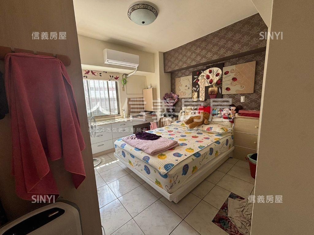 （專任）近特力屋美三房房屋室內格局與周邊環境