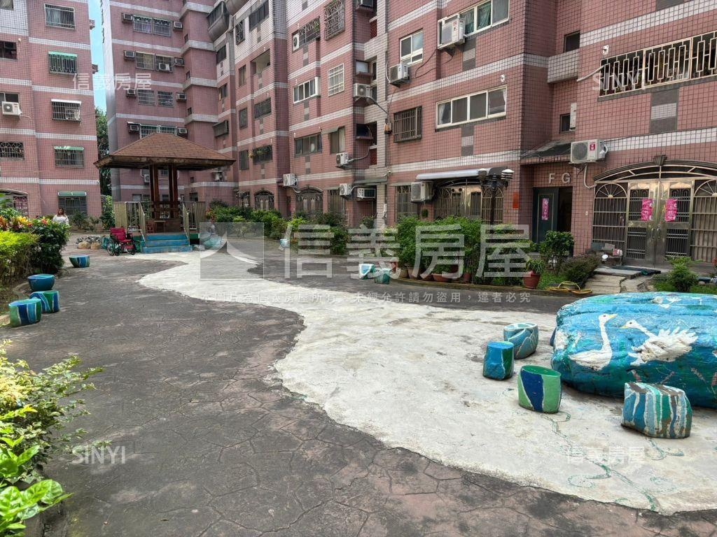 （專任）近特力屋美三房房屋室內格局與周邊環境