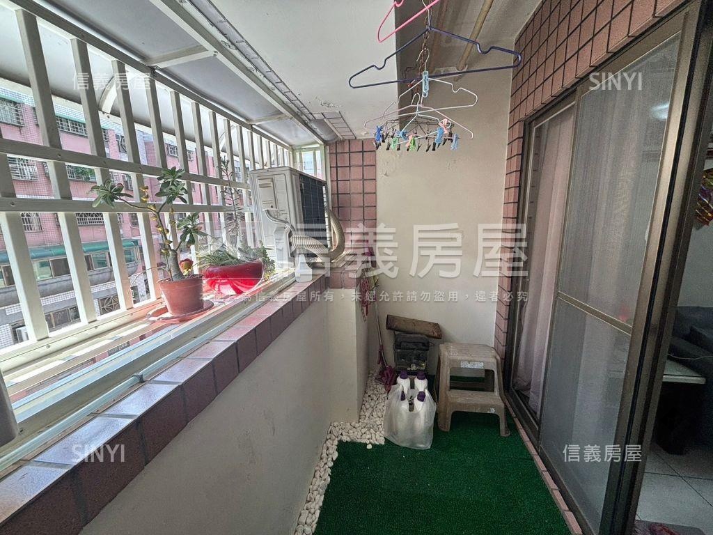 （專任）近特力屋美三房房屋室內格局與周邊環境