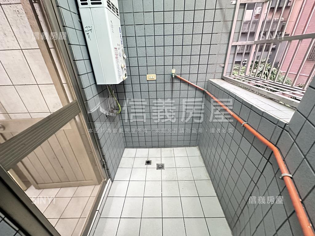 專委竹北華興３房車位房屋室內格局與周邊環境
