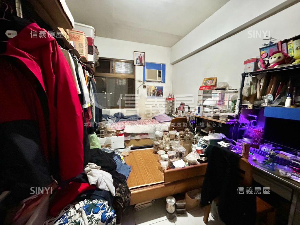 稀有兩層空間的一樓公寓房屋室內格局與周邊環境