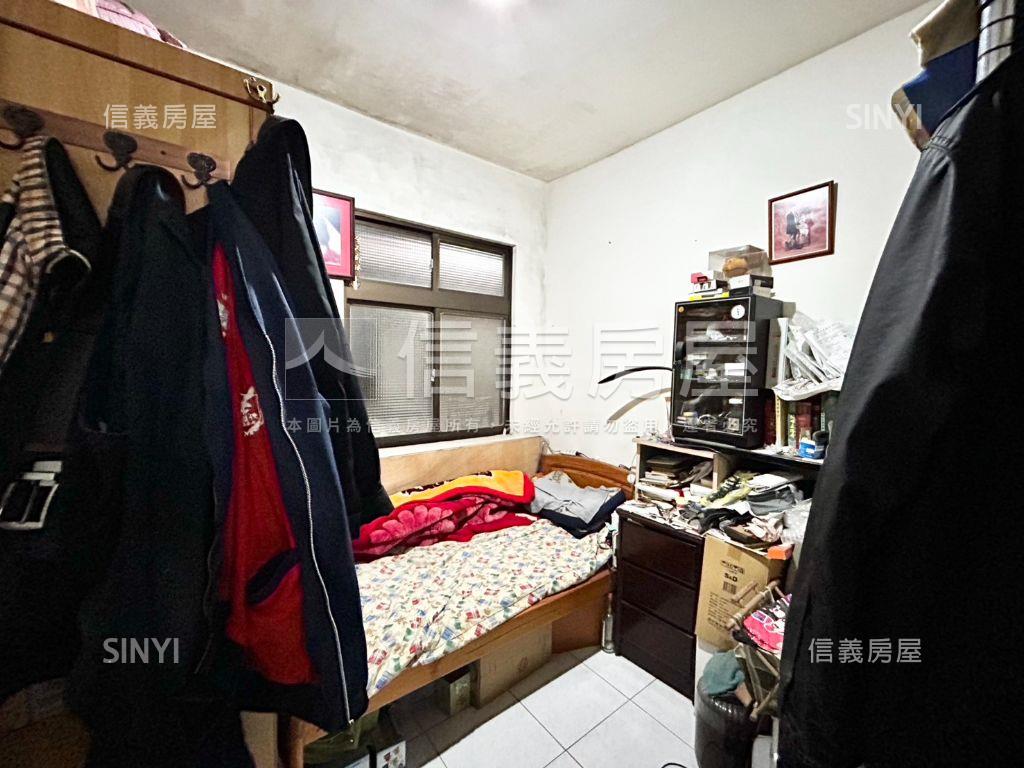 稀有兩層空間的一樓公寓房屋室內格局與周邊環境