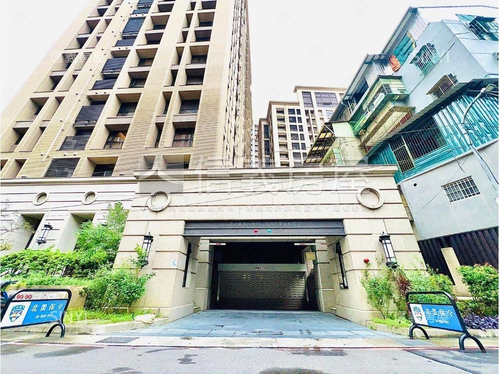 獨家專任花園景觀電梯兩房房屋室內格局與周邊環境