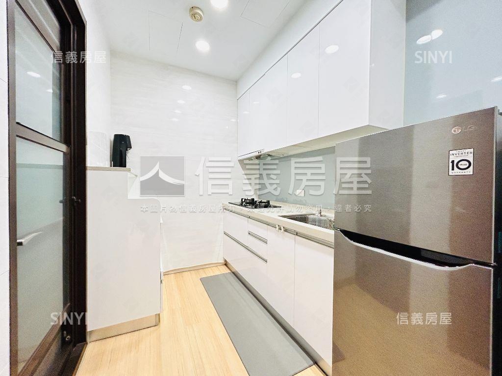觀海極品精裝原木風格房屋室內格局與周邊環境