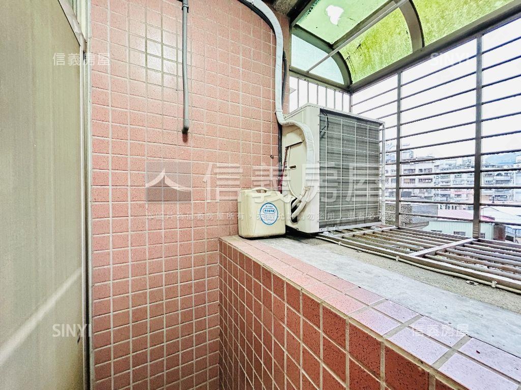 觀海極品精裝原木風格房屋室內格局與周邊環境