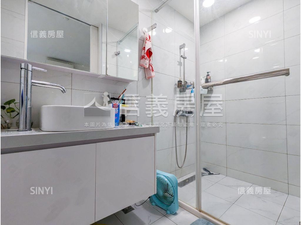 可看屋＄電梯裝潢三房房屋室內格局與周邊環境