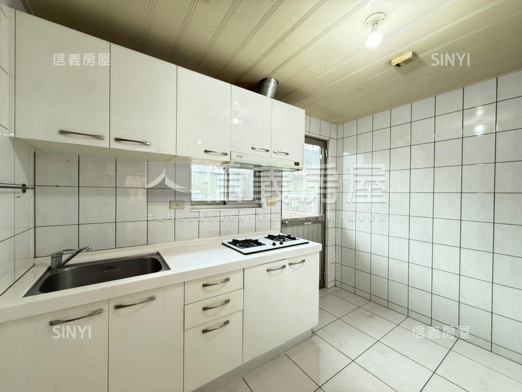 ［新接］晶華霸氣五房車位房屋室內格局與周邊環境