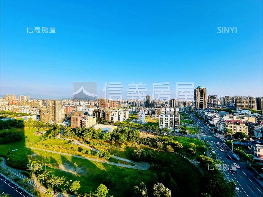 國泰美禾次頂樓面公園雙車房屋室內格局與周邊環境