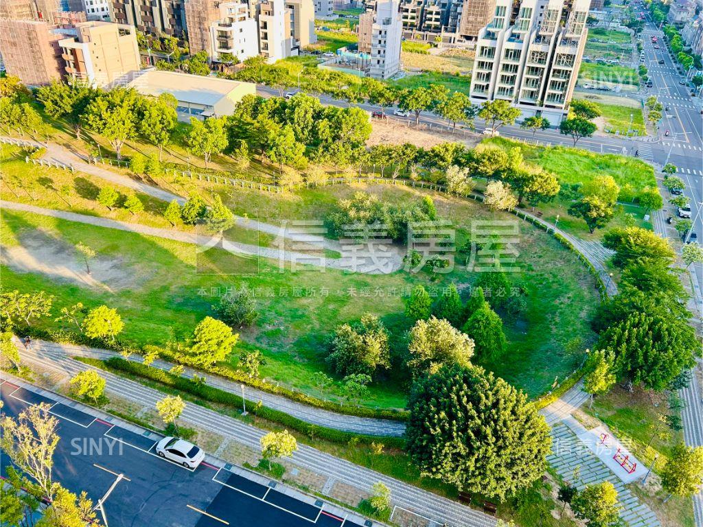 國泰美禾次頂樓面公園雙車房屋室內格局與周邊環境