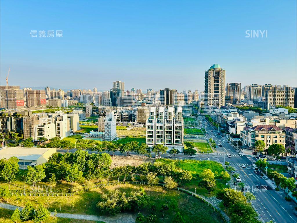 國泰美禾次頂樓面公園雙車房屋室內格局與周邊環境