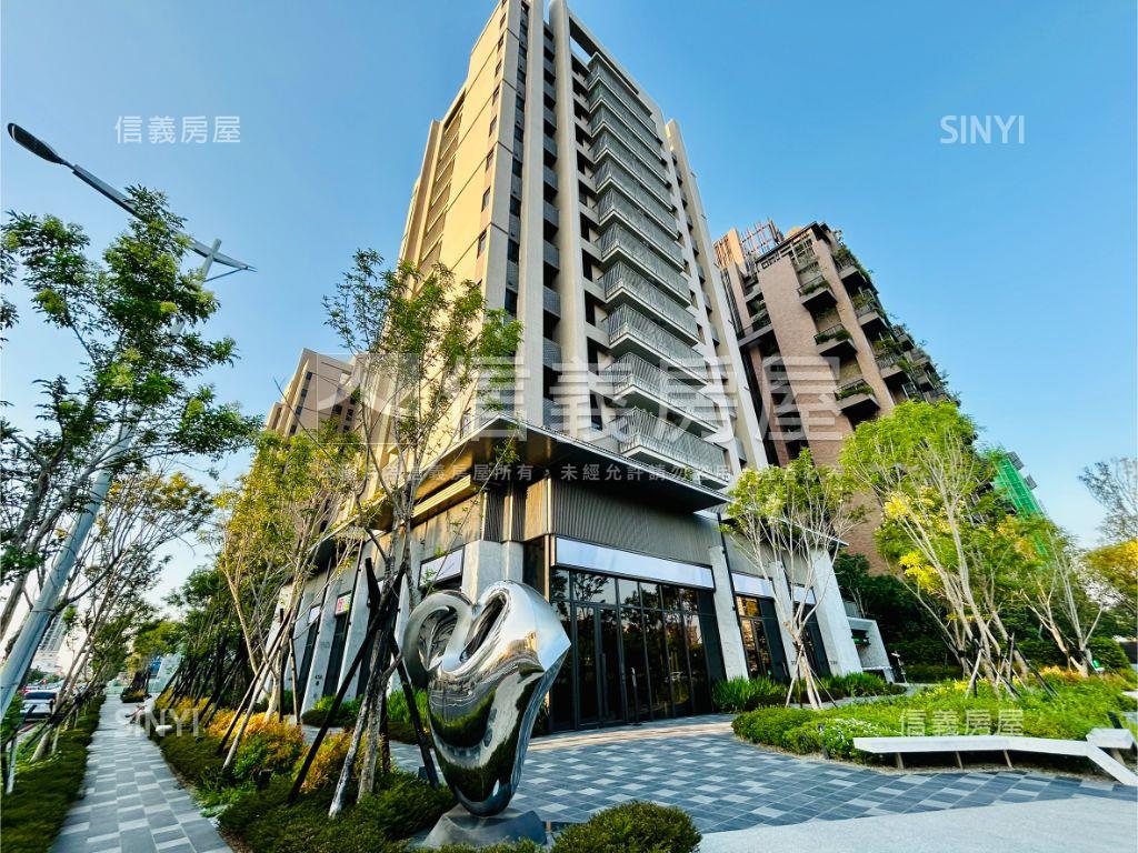 國泰美禾次頂樓面公園雙車房屋室內格局與周邊環境
