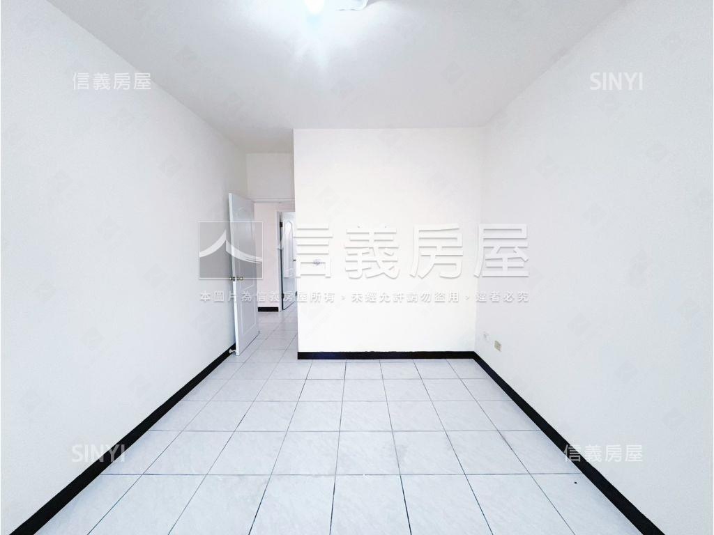 楊梅精品國宅３房車位房屋室內格局與周邊環境