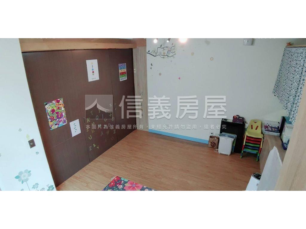 誠售木新書香庭園店辦一樓房屋室內格局與周邊環境