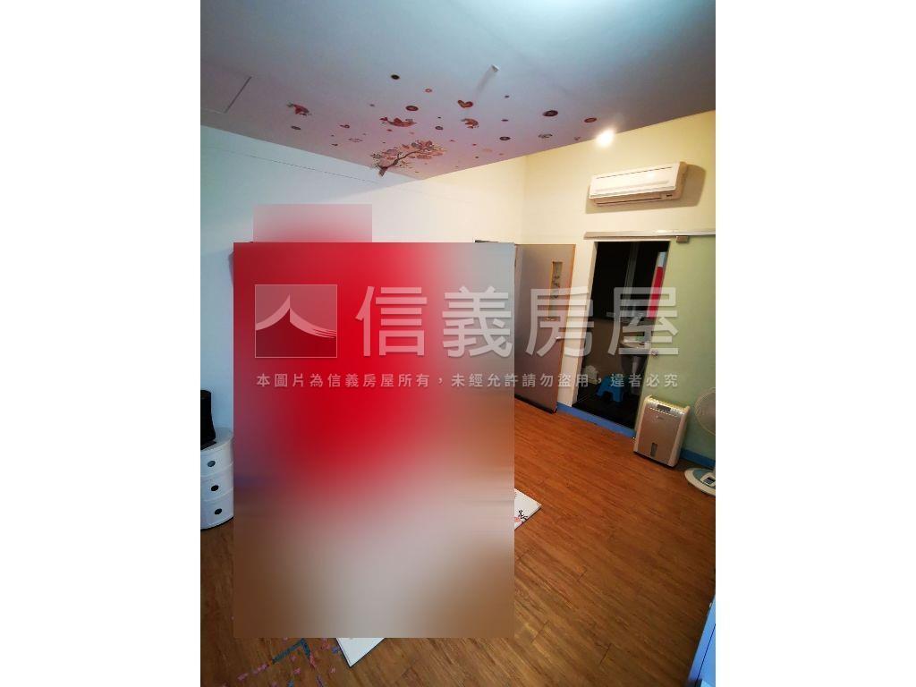 誠售木新書香庭園店辦一樓房屋室內格局與周邊環境