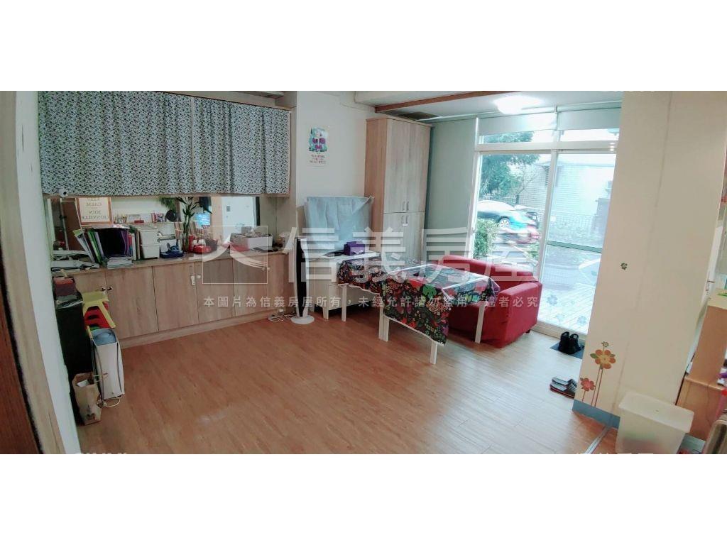 誠售木新書香庭園店辦一樓房屋室內格局與周邊環境