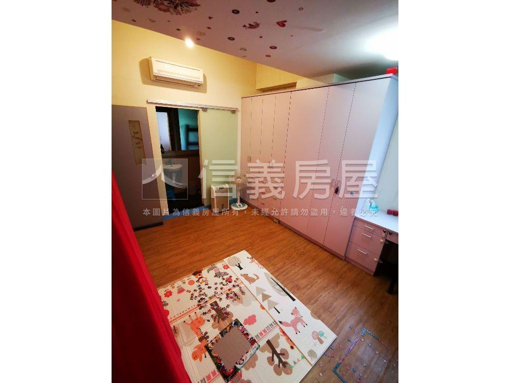 誠售木新書香庭園店辦一樓房屋室內格局與周邊環境