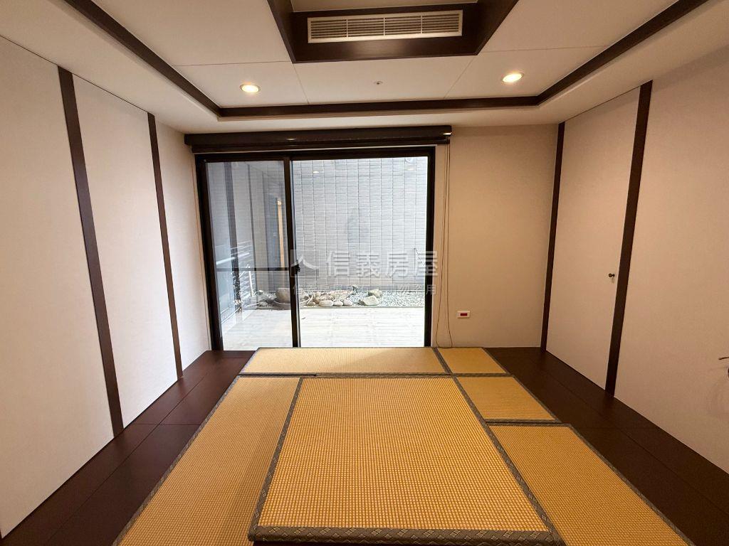 鄉林淳青辦公◆帶車位房屋室內格局與周邊環境