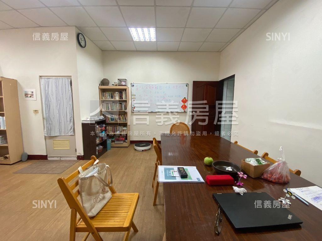 近ＡＩ園區住店房屋室內格局與周邊環境
