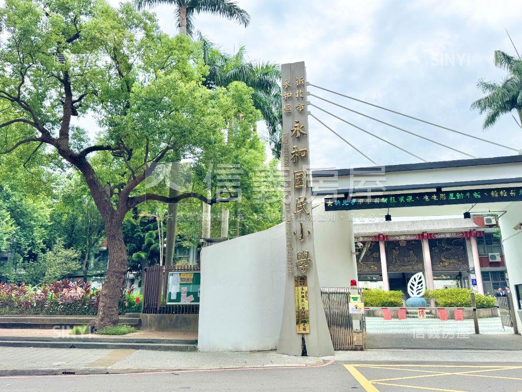 詠和心稀有邊間兩房＋車位房屋室內格局與周邊環境