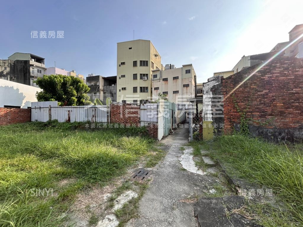 鳳山潛力增值土地Ａ房屋室內格局與周邊環境