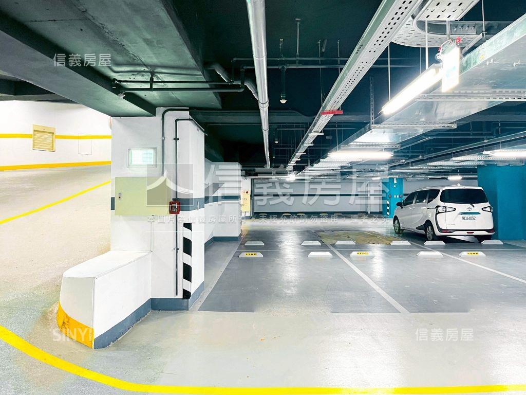 急售興波雙衛高樓採光兩房房屋室內格局與周邊環境
