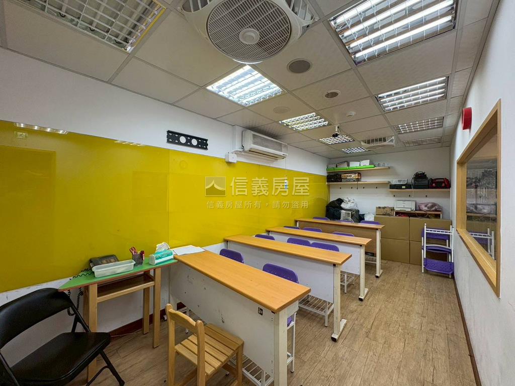 捷運補習班店面房屋室內格局與周邊環境