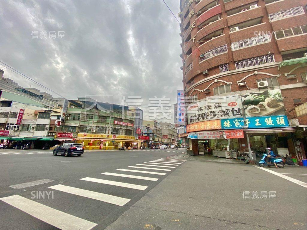 文山熱鬧正路優質低總店面房屋室內格局與周邊環境