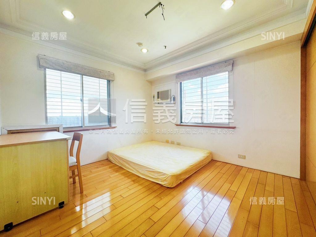 萬大線大二房。面北市景觀房屋室內格局與周邊環境