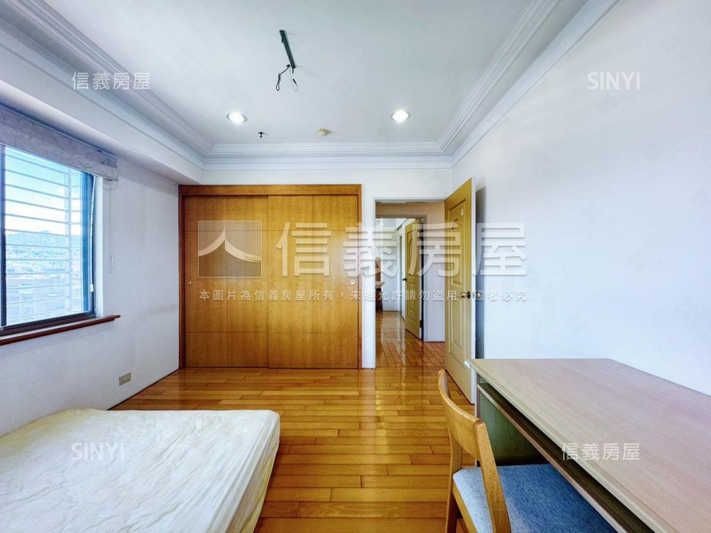 萬大線大二房。面北市景觀房屋室內格局與周邊環境