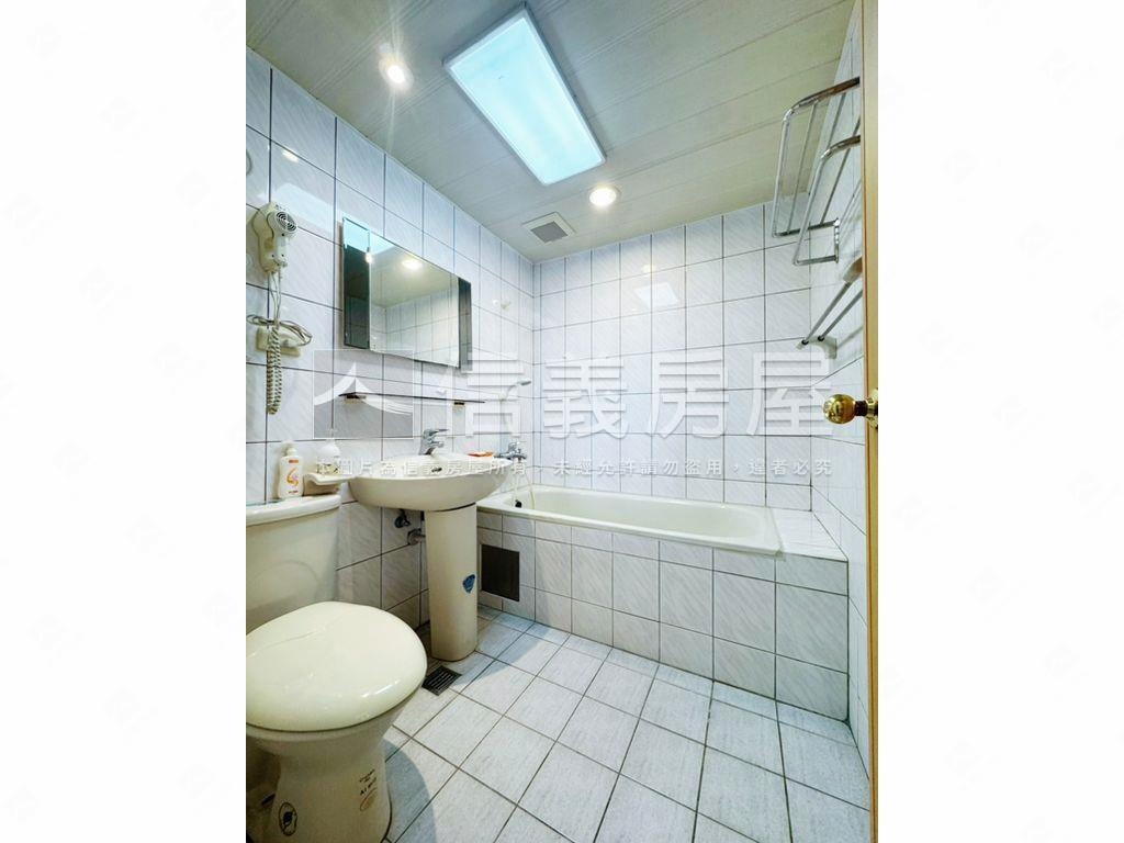 萬大線大二房。面北市景觀房屋室內格局與周邊環境