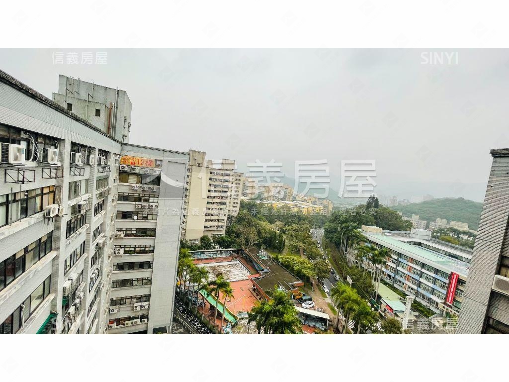 萬芳大樓整層７７２坪收租房屋室內格局與周邊環境