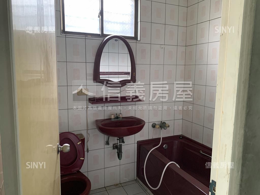 頭前路稀有電梯房屋室內格局與周邊環境
