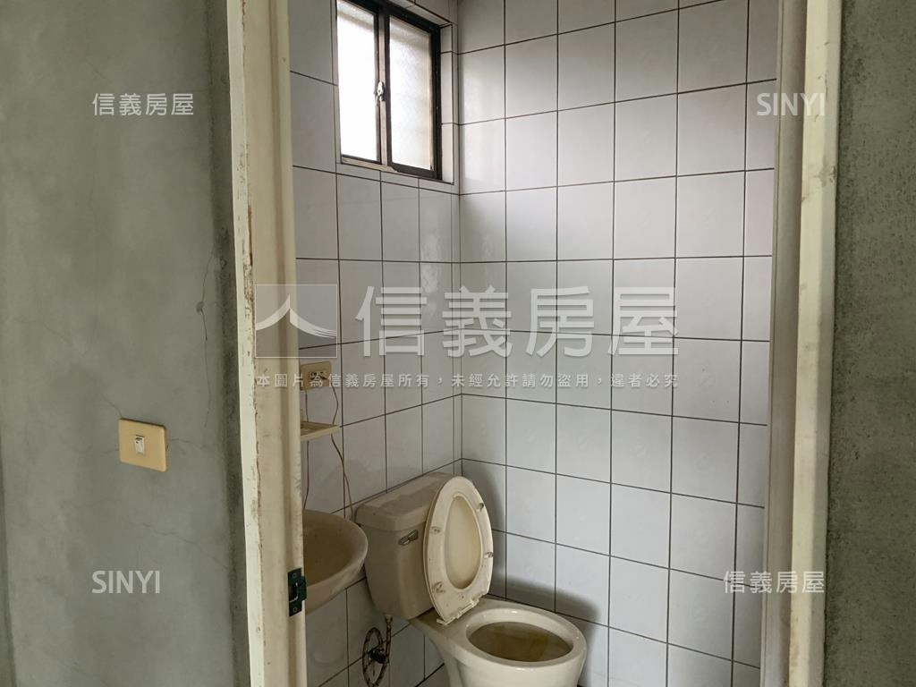 頭前路稀有電梯房屋室內格局與周邊環境