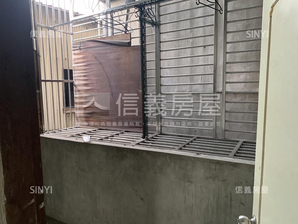 頭前路稀有電梯房屋室內格局與周邊環境