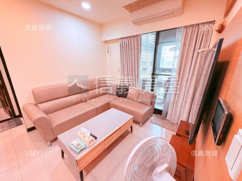 雲世紀稀有高樓２＋１房房屋室內格局與周邊環境