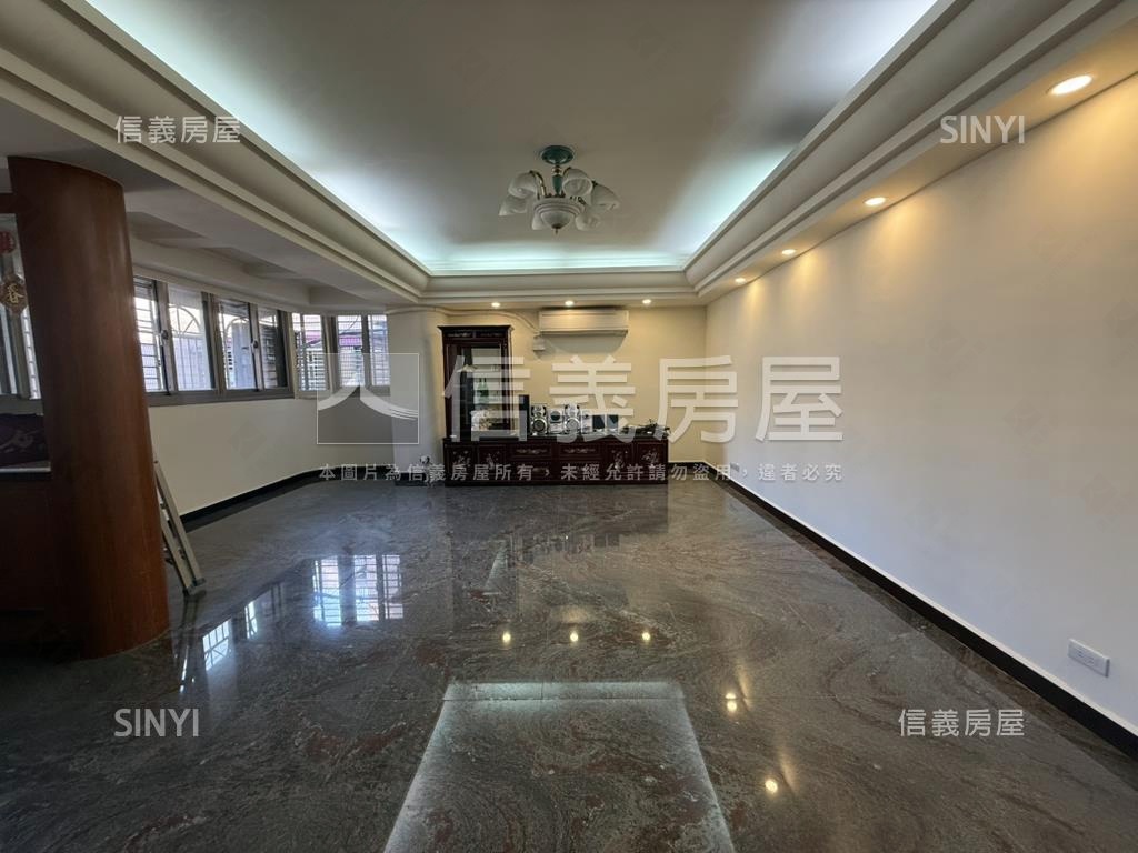 統領世界尊爵不凡房屋室內格局與周邊環境