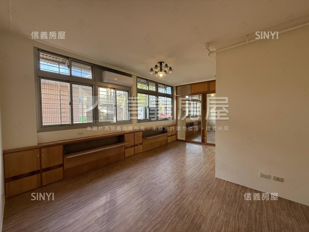 統領世界尊爵不凡房屋室內格局與周邊環境