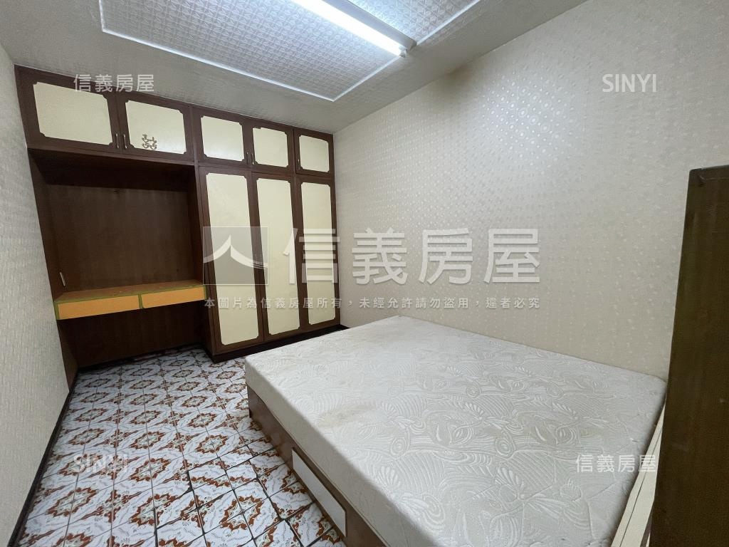 近捷運公寓三樓房屋室內格局與周邊環境