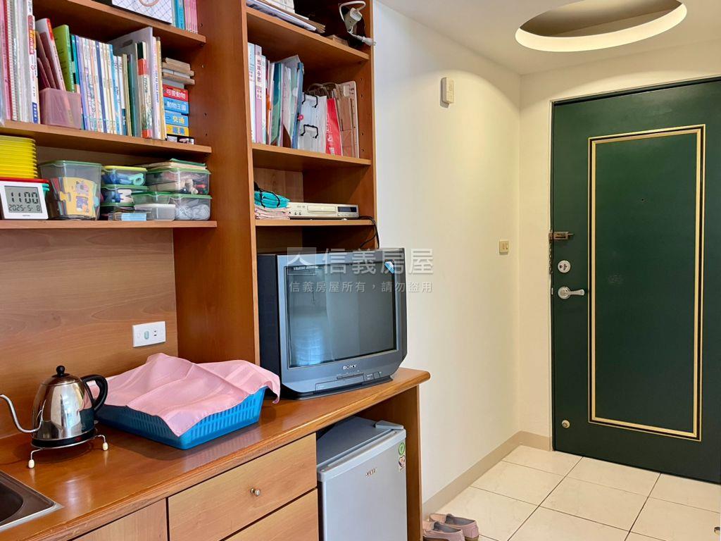 北華街採光美美大套房房屋室內格局與周邊環境