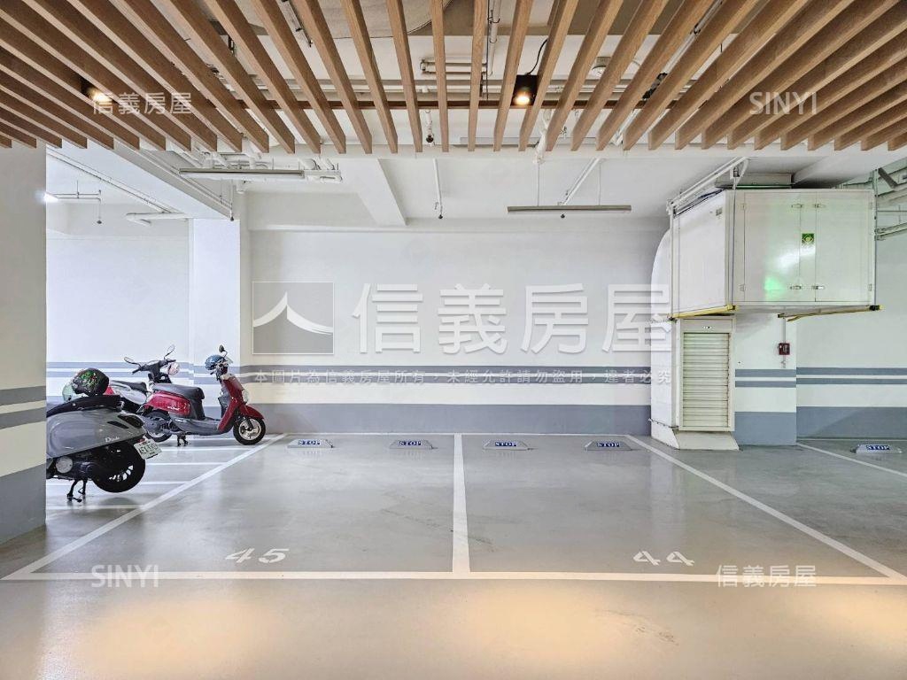 元心璽苑☆大空間雙平車位房屋室內格局與周邊環境